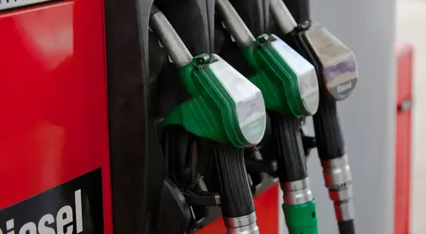95 do benzyna czy diesel - co wybrać dla lepszej efektywności?