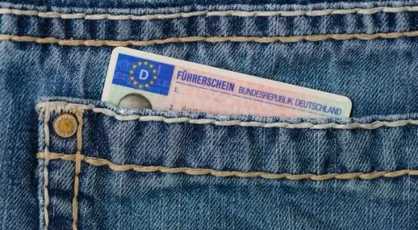 Jak zgłosić zgubienie prawa jazdy i uniknąć dodatkowych kosztów